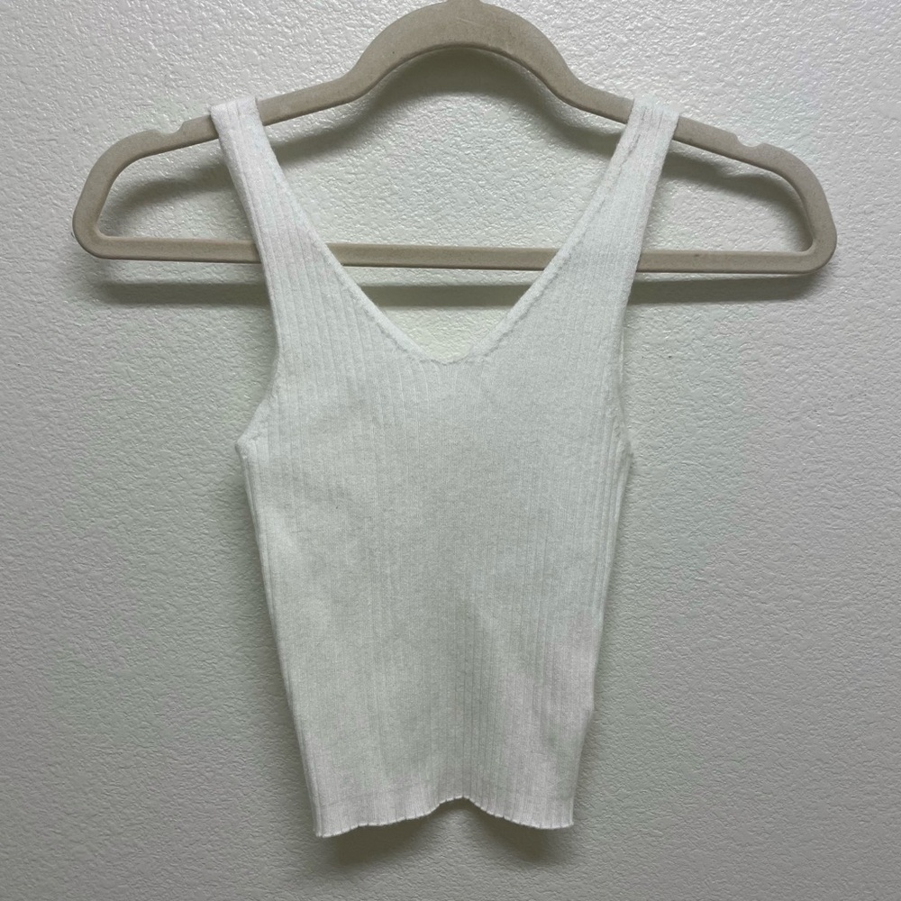 White Crop Tank Top Active USA Size Small Cropped Sleeveless Rayon
